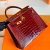 mmexport1672912960246 Hermes Kelly Shiny Alligator ck57 Bordeaux red Gold Hardware 25cm Full Handmade