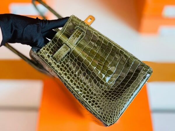 mmexport1672913018730-1024x768-1 Hermes Birkin wild Porosus Shiny 6h Olive green Gold Hardware 30cm Full Handmade