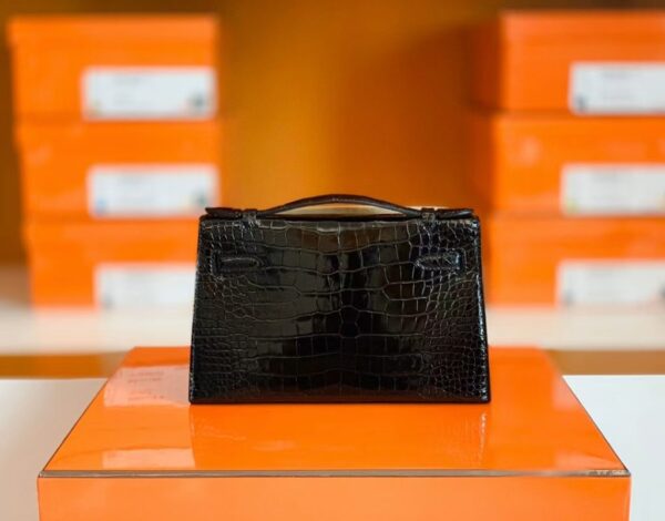 mmexport1672913114474-1024x802-1 Hermes Mini Kelly pochette Shiny Alligator CK89 Black Gold Hardware 22cm Full Handmade