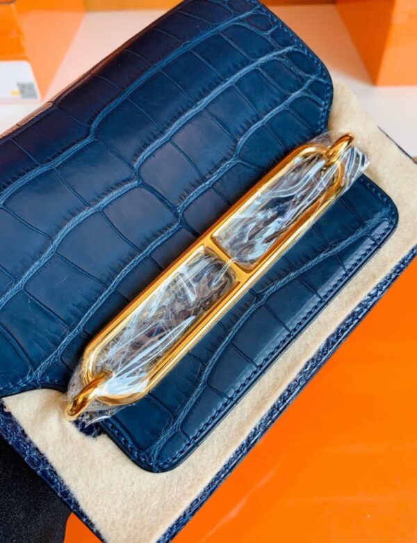 mmexport1672913613579-788x1024-1 Hermes Roulis Shiny Alligator & Matte Alligator Deep blue Gold Hardware 18cm Full Handmade