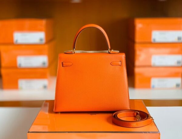 mmexport1673322961283-1024x783-1 Hermes Kelly Epsom cc93 Orange Gold Hardware 25cm Full Handmade