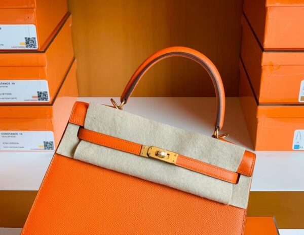 mmexport1673322965543-1024x791-1 Hermes Kelly Epsom cc93 Orange Gold Hardware 25cm Full Handmade