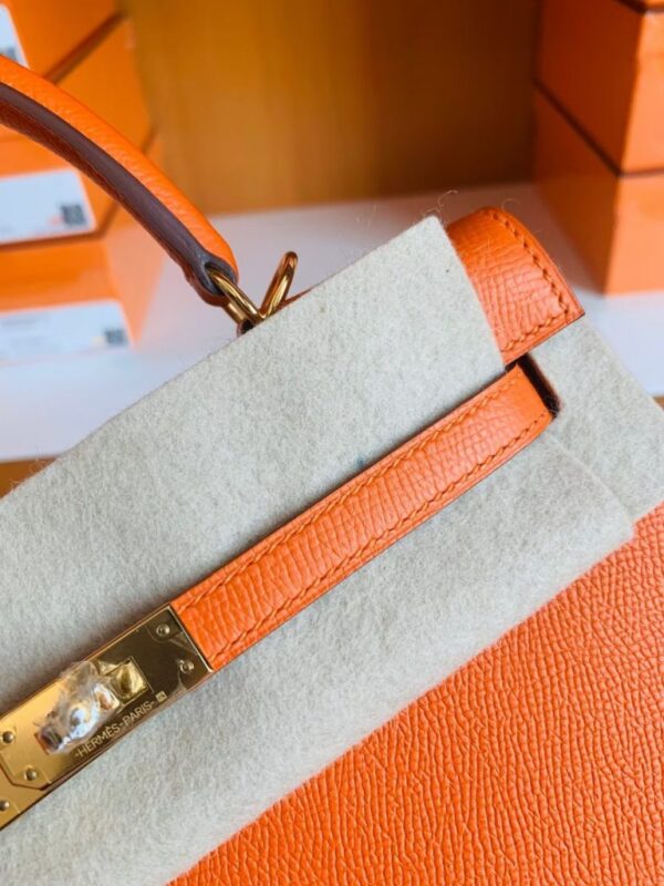 mmexport1673322966915-768x1024-1 Hermes Kelly Epsom cc93 Orange Gold Hardware 25cm Full Handmade