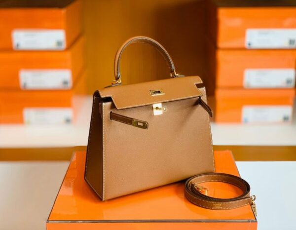 mmexport1673323017647-1024x795-1 Hermes Kelly Epsom CK37 Golden Brown Gold Hardware 25cm Full Handmade