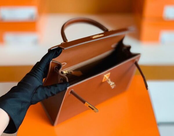 mmexport1673323282146-1024x800-1 Hermes Kelly Barenia Reddish brown Gold Hardware 25cm Full Handmade