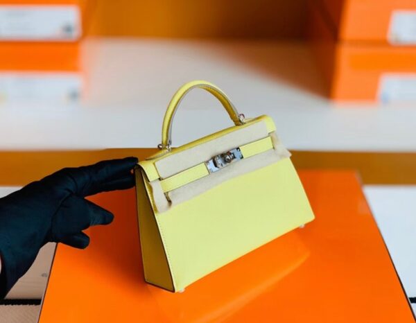 mmexport1673323309214-1024x796-1 Hermes Mini Kelly Epsom 9R Lemon Yellow Silver Hardware 19cm Full Handmade