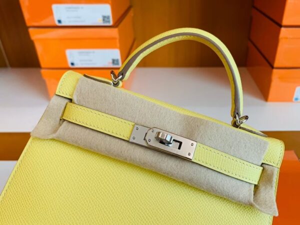 mmexport1673323316022-1024x768-1 Hermes Mini Kelly Epsom 9R Lemon Yellow Silver Hardware 19cm Full Handmade