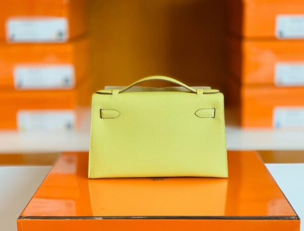 mmexport1673323332287-1024x779-1 Hermes Kelly Pochette Epsom 9R Lemon Yellow Silver Hardware 22cm Full Handmade