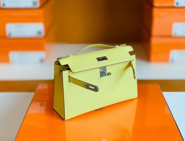 mmexport1673323335827-1024x783-1 Hermes Kelly Pochette Epsom 9R Lemon Yellow Silver Hardware 22cm Full Handmade