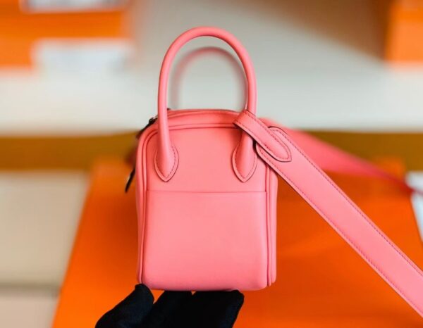 mmexport1673338756149-1024x796-1 Hermes mini Lindy TC Leather 8w lipstick pink Silver Hardware 19cm Full Handmade