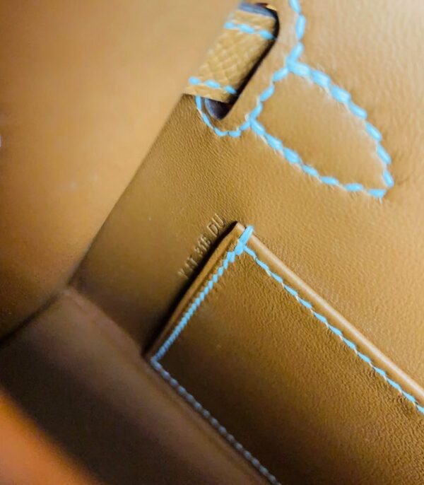 mmexport1673338822718-895x1024-1 Hermes Mini Kelly Epsom Golden Brown Gold Hardware 19cm Full Handmade