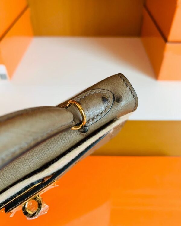 mmexport1673338856949-823x1024-1 Hermes Mini Kelly Ostrich etoupe grey Gold Hardware 19cm Full Handmade