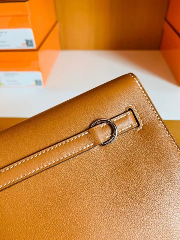 mmexport1673338909727-768x1024-1 Hermes kelly dance Swift Golden Brown Silver Hardware 22cm Full Handmade