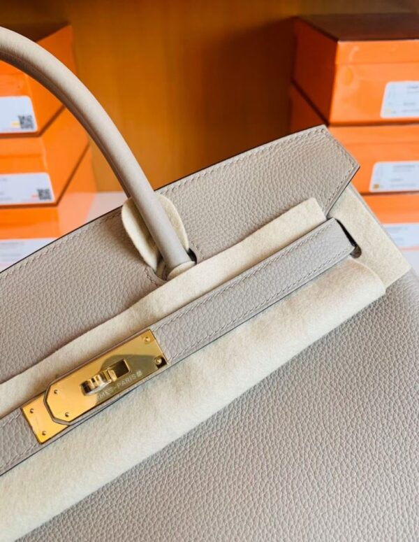 mmexport1673344787988-793x1024-1 Hermes Birkin Togo ck81 Gris T Gold Hardware 30cm Full Handmade