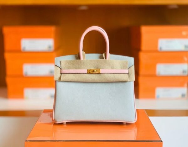 mmexport1673344808149-1024x800-1 Hermes Birkin Chevre 3Q sakura pink & 80 Pearl grey Gold Hardware 25cm Full Handmade