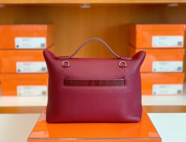 mmexport1673344841626-1024x781-1 Hermes Kelly 2424 Matte crocodile & Togo Bordeaux red Silver Hardware 29cm Full Handmade