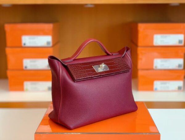 mmexport1673344843029-1024x779-1 Hermes Kelly 2424 Matte crocodile & Togo Bordeaux red Silver Hardware 29cm Full Handmade