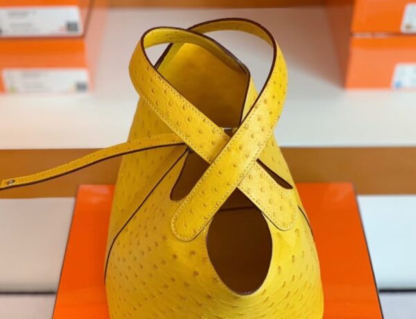 mmexport1673344870491-1024x785-1 Hermes Picotin Lock Ostrich Lemon yellow Silver Hardware 22cm Full Handmade