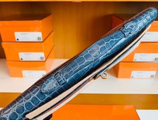 mmexport1673344917473-1024x779-1 Hermes Kelly cut Shiny crocodile Blue Silver Hardware 31cm Full Handmade
