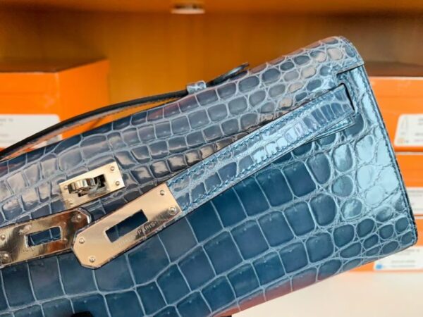 mmexport1673344918889-1024x768-1 Hermes Kelly cut Shiny crocodile Blue Silver Hardware 31cm Full Handmade
