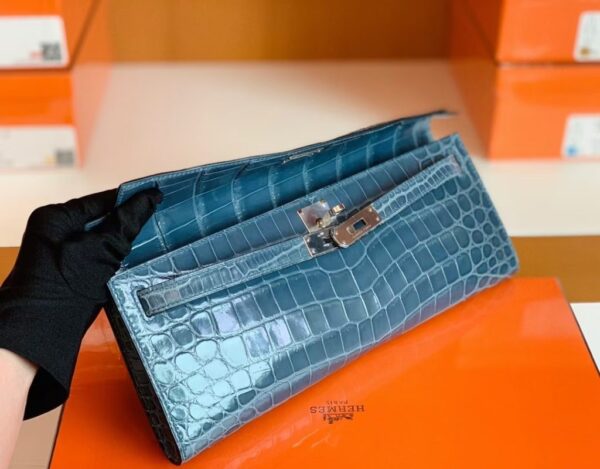 mmexport1673344922034-1024x800-1 Hermes Kelly cut Shiny crocodile Blue Silver Hardware 31cm Full Handmade