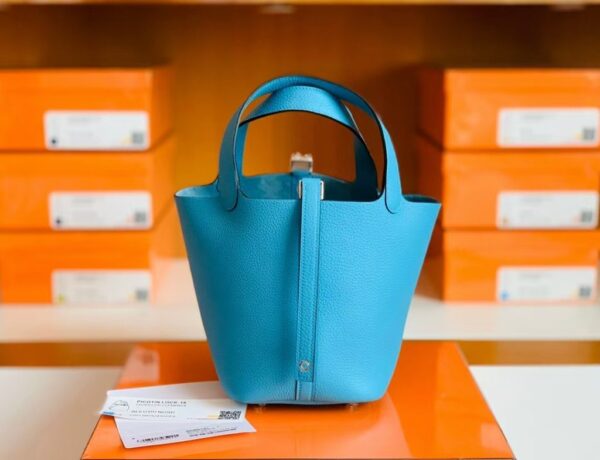 mmexport1673775336278-1024x785-1 Hermes Picotin Lock Togo P3 Candy Blue Silver Hardware 18cm Full Handmade