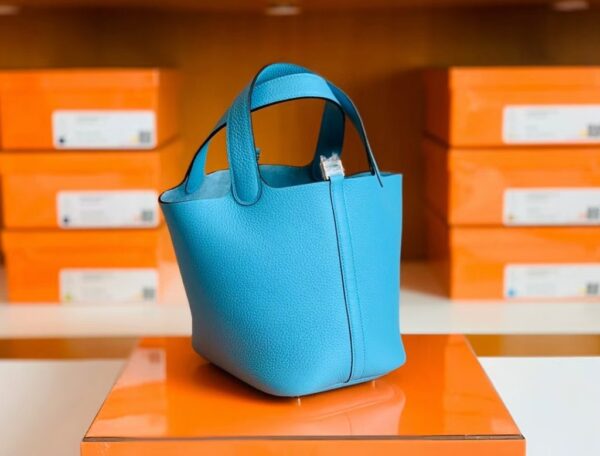 mmexport1673775339186-1024x779-1 Hermes Picotin Lock Togo P3 Candy Blue Silver Hardware 18cm Full Handmade