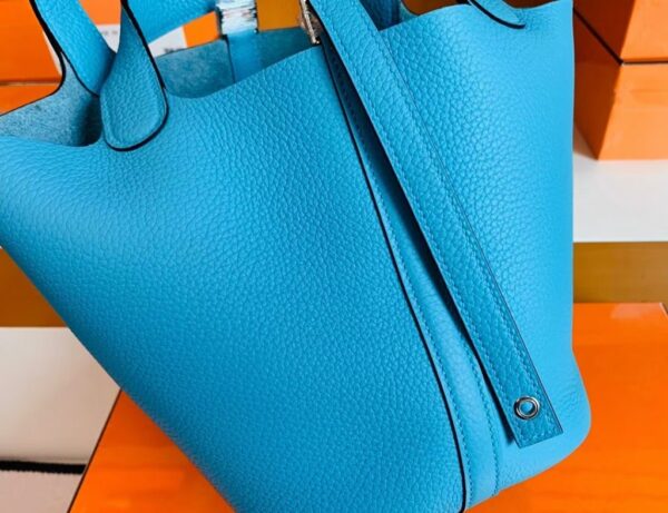 mmexport1673775343586-1024x787-1 Hermes Picotin Lock Togo P3 Candy Blue Silver Hardware 18cm Full Handmade