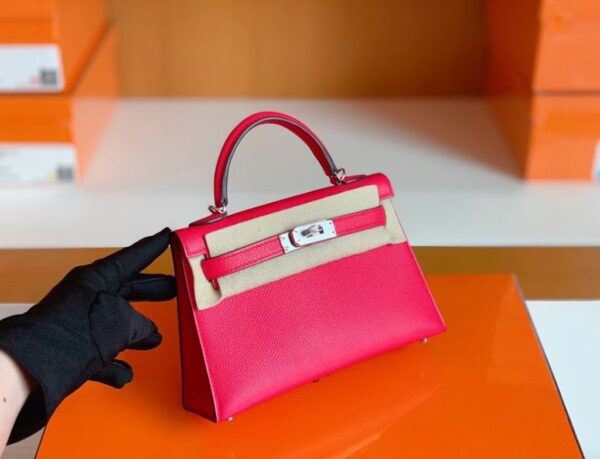 mmexport1674909137614-1024x783-1 Hermes mini kelly Epsom i6 Rose Pink Silver Hardware 19cm Full Handmade