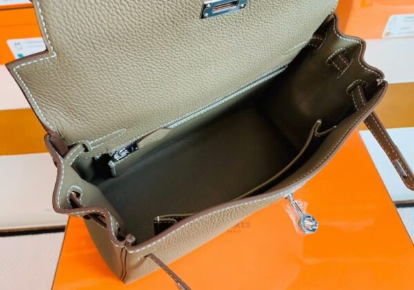 mmexport1675759650659-1024x719-1 Hermes Kelly Togo 18 etoupe grey Silver Hardware 25cm Full Handmade