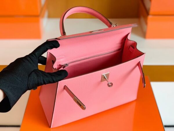 mmexport1675760629845-1024x768-1 Hermes Kelly Epsom 1Q Creamy Pink Silver Hardware 25cm Full Handmade
