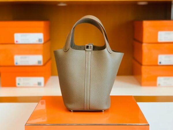 mmexport1675761359331-1024x768-1 Hermes Picotin Lock TC Leather etoupe grey Silver Hardware 18cm Full Handmade