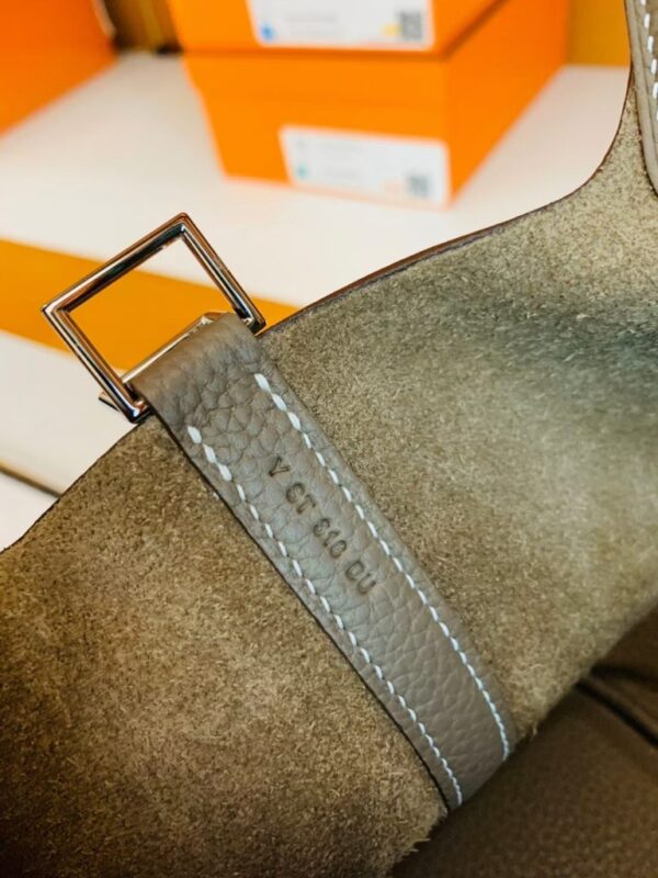 mmexport1675761366691-768x1024-1 Hermes Picotin Lock TC Leather etoupe grey Silver Hardware 18cm Full Handmade