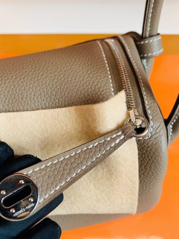 Hermes Mini Lindy Togo 18 etoupe grey Silver Hardware 19cm Full Handmade