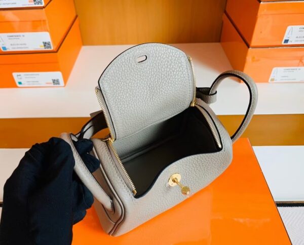 mmexport1675761529554-1024x825-1 Hermes Mini Lindy Togo M8 gris asphalte Gold Hardware 19cm Full Handmade