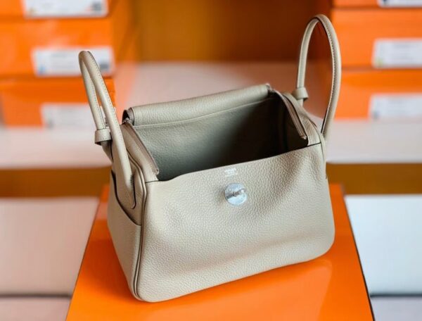 Hermes Lindy TC Leather Pearl grey Silver Hardware 26cm Full Handmade