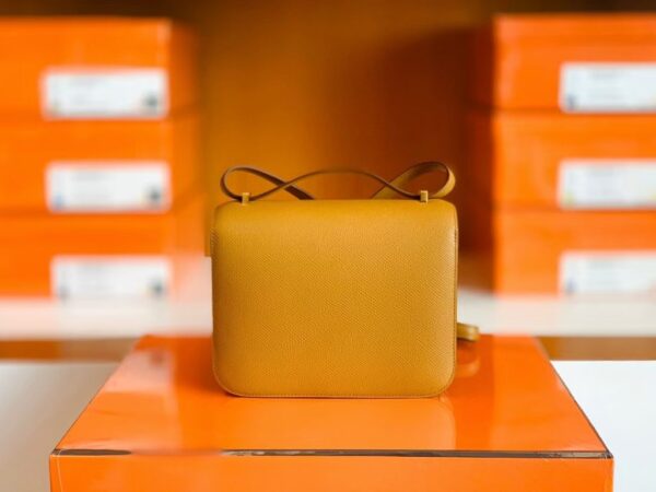 Hermes Constance Epsom 2S Sesame yellow Gold Hardware 18cm Full Handmade