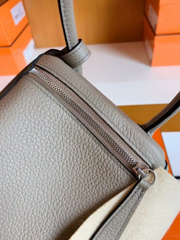 mmexport1676281348460-768x1024-1 Hermes Lindy TC Leather m8 gris asphalte Silver Hardware 26cm Full Handmade