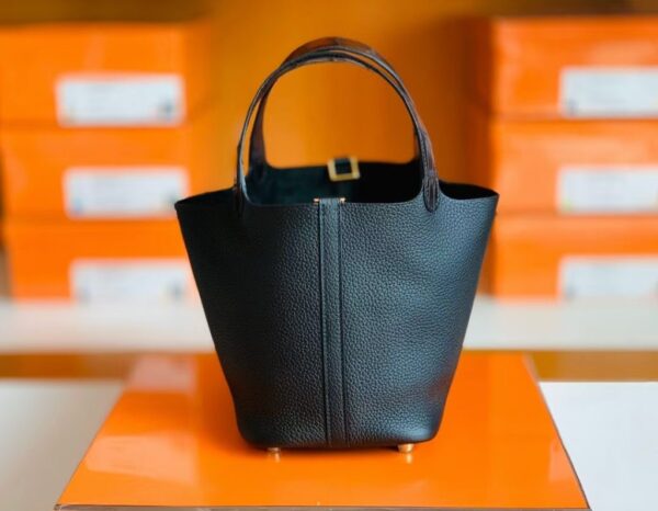 mmexport1676281410603-1024x795-1 Hermes Picotin lock Touch TC & crocodile Black Gold Hardware 18cm Full Handmade