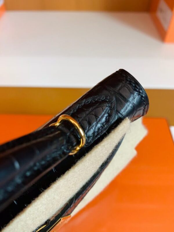 mmexport1676281452412-768x1024-1 Hermes Mini Kelly Sellier Matte Alligator crocodile Black Gold Hardware 19cm Full Handmade