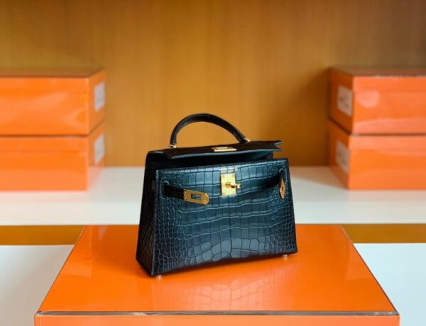 mmexport1676281453804-1024x785-1 Hermes Mini Kelly Sellier Matte Alligator crocodile Black Gold Hardware 19cm Full Handmade