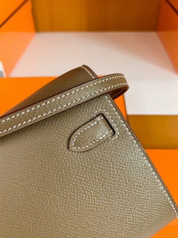 mmexport1676281598262-768x1024-1 Hermes Kelly to go Woc Epsom Etoupe Grey Silver Hardware 20cm Full Handmade