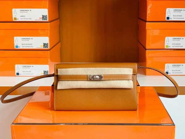 mmexport1676282415181-1024x768-1 Hermes Kelly to go Woc Epsom Golden Brown Silver Hardware 20cm Full Handmade