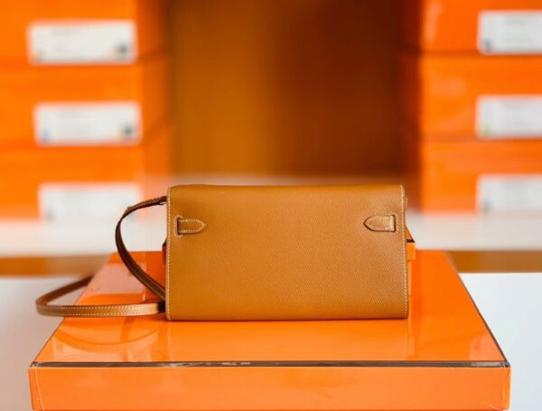 mmexport1676282416670-1024x776-1 Hermes Kelly to go Woc Epsom Golden Brown Silver Hardware 20cm Full Handmade