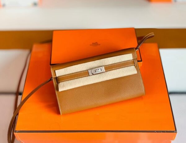 mmexport1676282418076-1024x789-1 Hermes Kelly to go Woc Epsom Golden Brown Silver Hardware 20cm Full Handmade