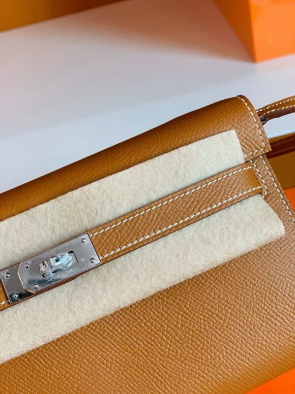 mmexport1676282419489-768x1024-1 Hermes Kelly to go Woc Epsom Golden Brown Silver Hardware 20cm Full Handmade