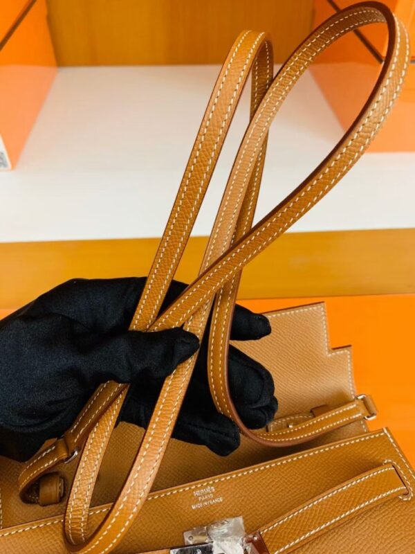 mmexport1676282425416-768x1024-1 Hermes Kelly to go Woc Epsom Golden Brown Silver Hardware 20cm Full Handmade