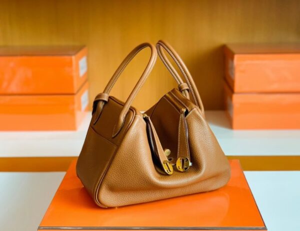 mmexport16771257453521-1024x789-1 Hermes Lindy TC Leather CK37 Golden Brown Gold Hardware 26cm Full Handmade
