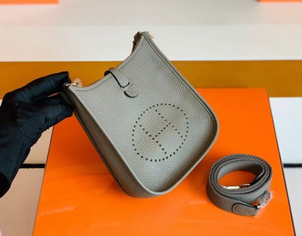 mmexport1677126336030-1024x798-1 Hermes Mini Evelyne Togo 8F tinware grey Silver Hardware 16cm Full Handmade