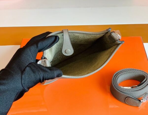 mmexport1677126339522-1024x793-1 Hermes Mini Evelyne Togo 8F tinware grey Silver Hardware 16cm Full Handmade